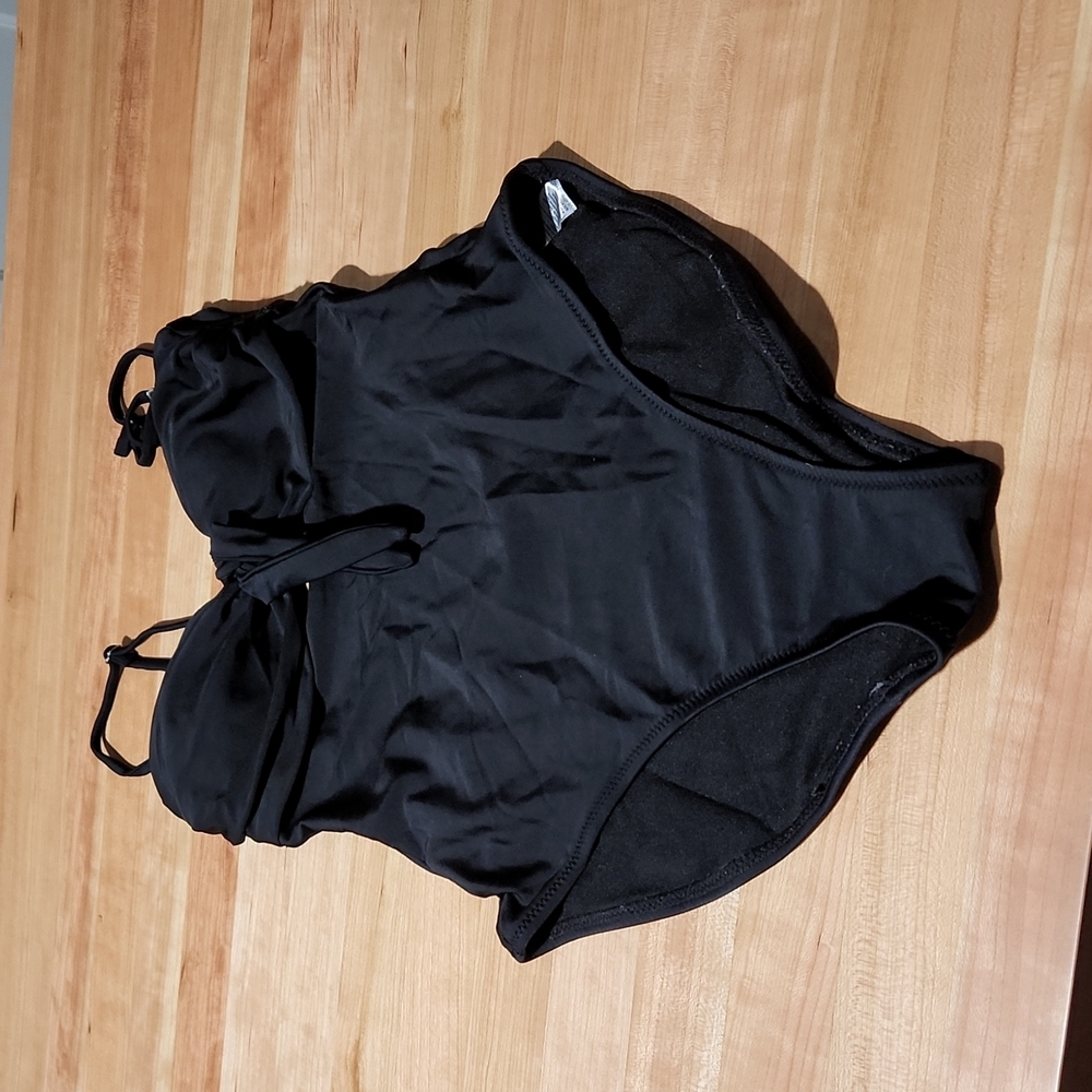 Bathing suit